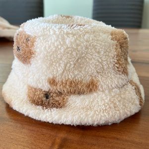 Baby Gap baby brannan Sherpa bucket hat